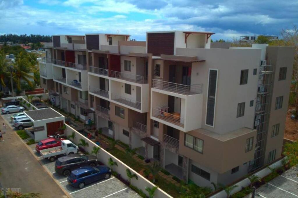 Modern And Cosy Condo: Westwood Apartments Flic-en-Flacq 외부 사진