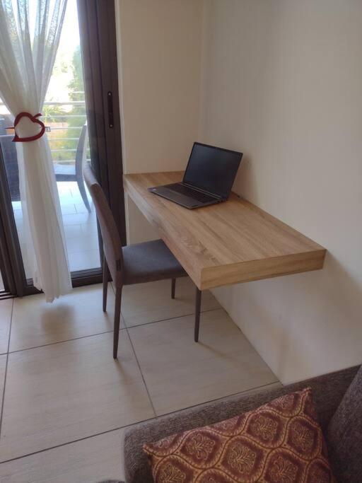 Modern And Cosy Condo: Westwood Apartments Flic-en-Flacq 외부 사진