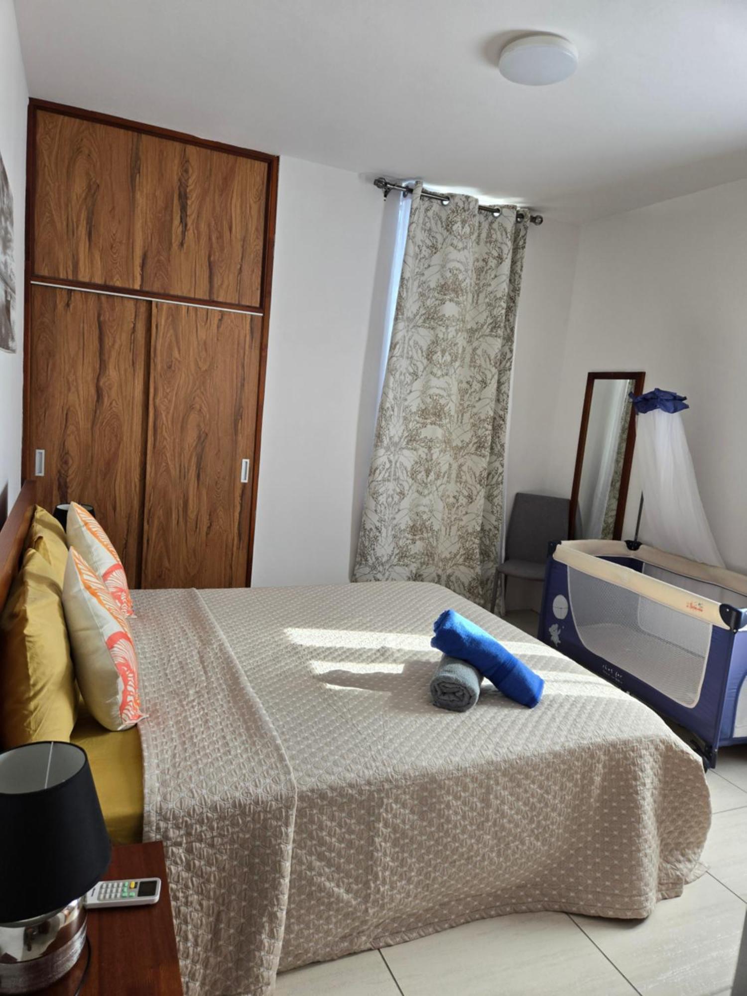 Modern And Cosy Condo: Westwood Apartments Flic-en-Flacq 외부 사진